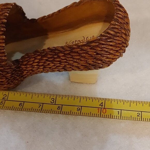 Hedge Hog Shoe Shoo Shoo Shuffle Shuffle Design #3 Figurine - Picture 11 of 11